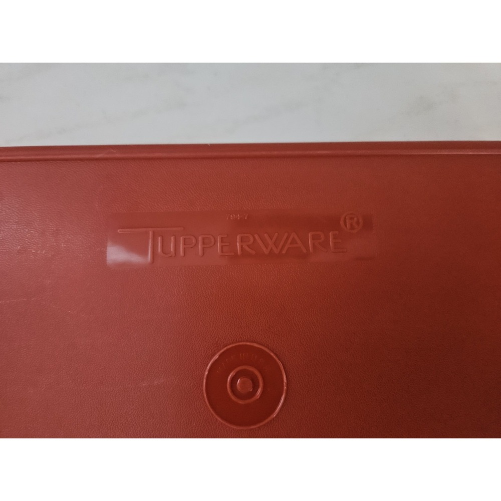 Vintage Tupperware Rectangle Container 794-7 Burnt Orange NO LID - Picture 4 of 6